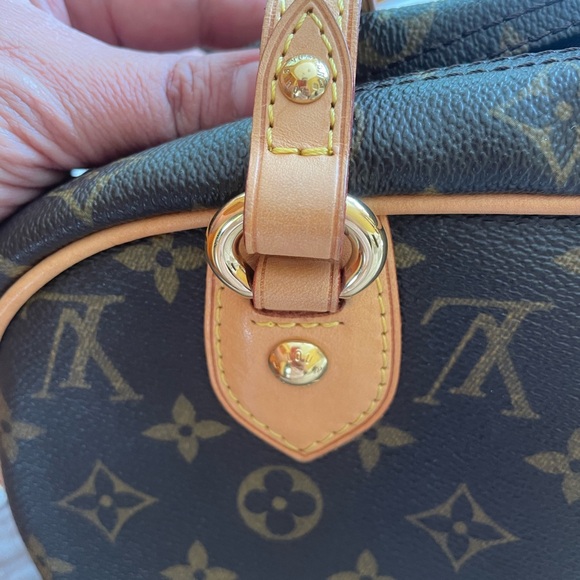 LV Montorgueil PM - Picture 7 of 17